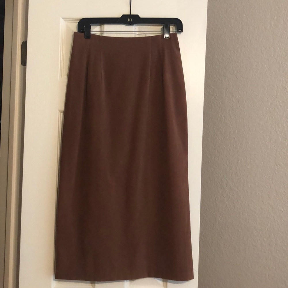 Camel skirt